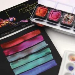 FINETEC | PREMIUM Pearlescent Colours — 'Flip-flop' 6 Paint Set 6 FINETEC | PREMIUM Pearlescent Colours — 'Flip-flop' 6 Paint Set -Golden || Pebeo || Daler-Rowney Shop FINETEC7CPREMIUMPearlescentColoursE2809426230393BFlip flop26230393B6paintset 2